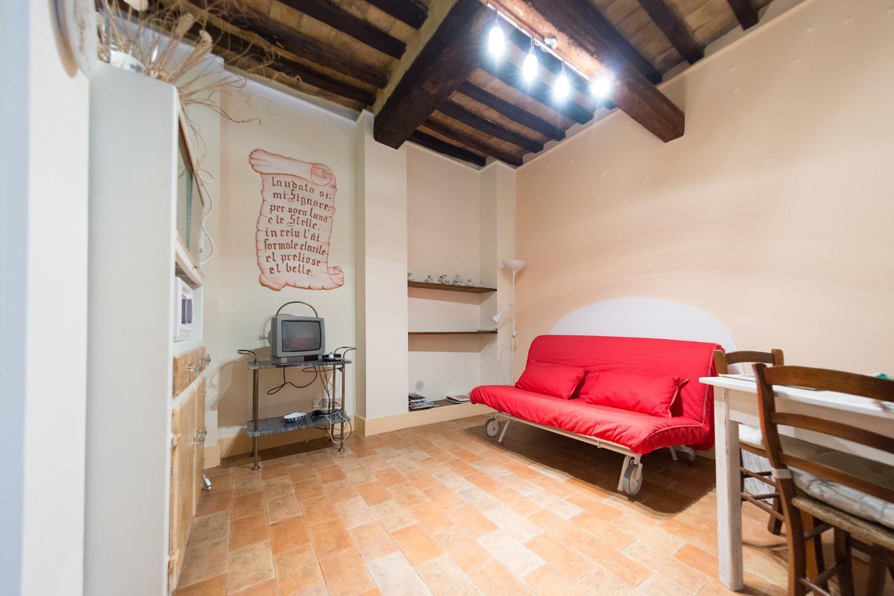 Appartamenti Turistici Vicolo S. Chiara Sassoferrato Экстерьер фото